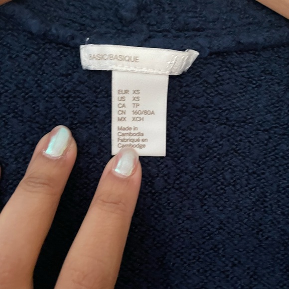 H&M Basic // Navy Blue Oversized Cardigan - Picture 2 of 2